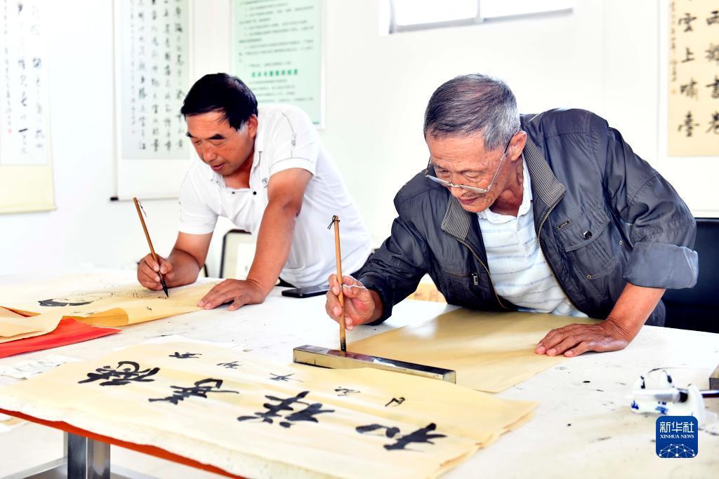 八上八棋牌